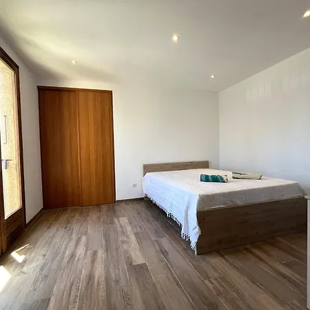 Neuf Jolie Vue Proche Centre